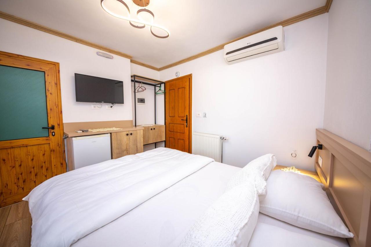 Bed And Breakfast Kotoni Αργυρόκαστρο Εξωτερικό φωτογραφία
